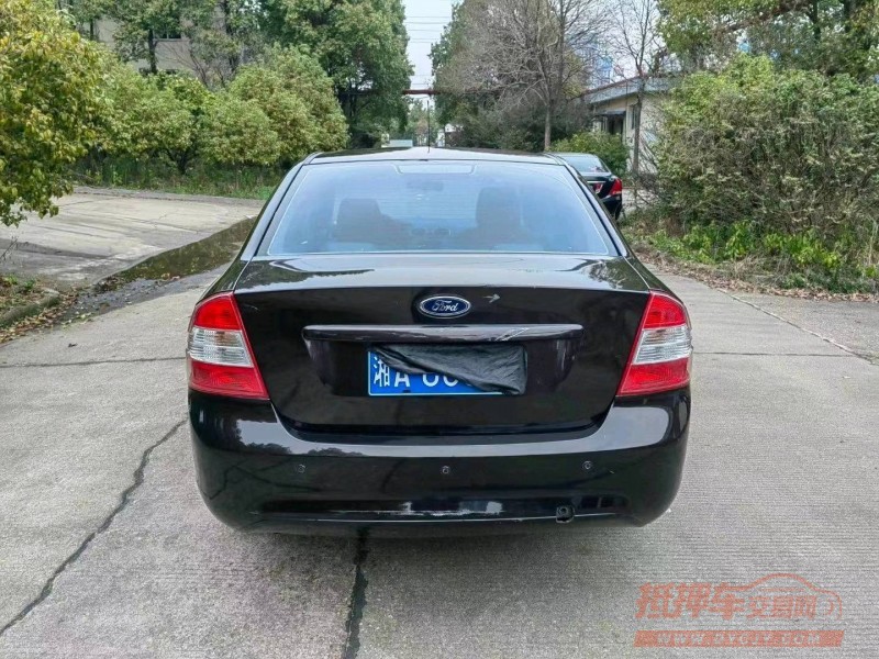 衡阳12年福特福克斯9