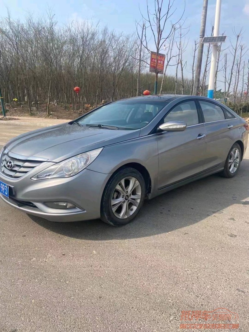 淮南13年现代索纳塔八2