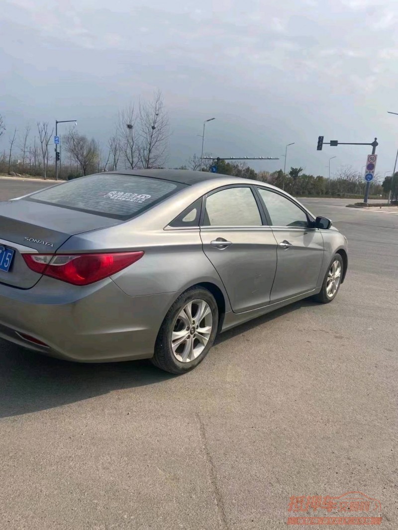 淮南13年现代索纳塔八5