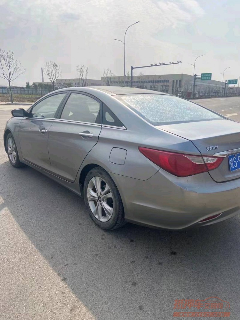 淮南13年现代索纳塔八8