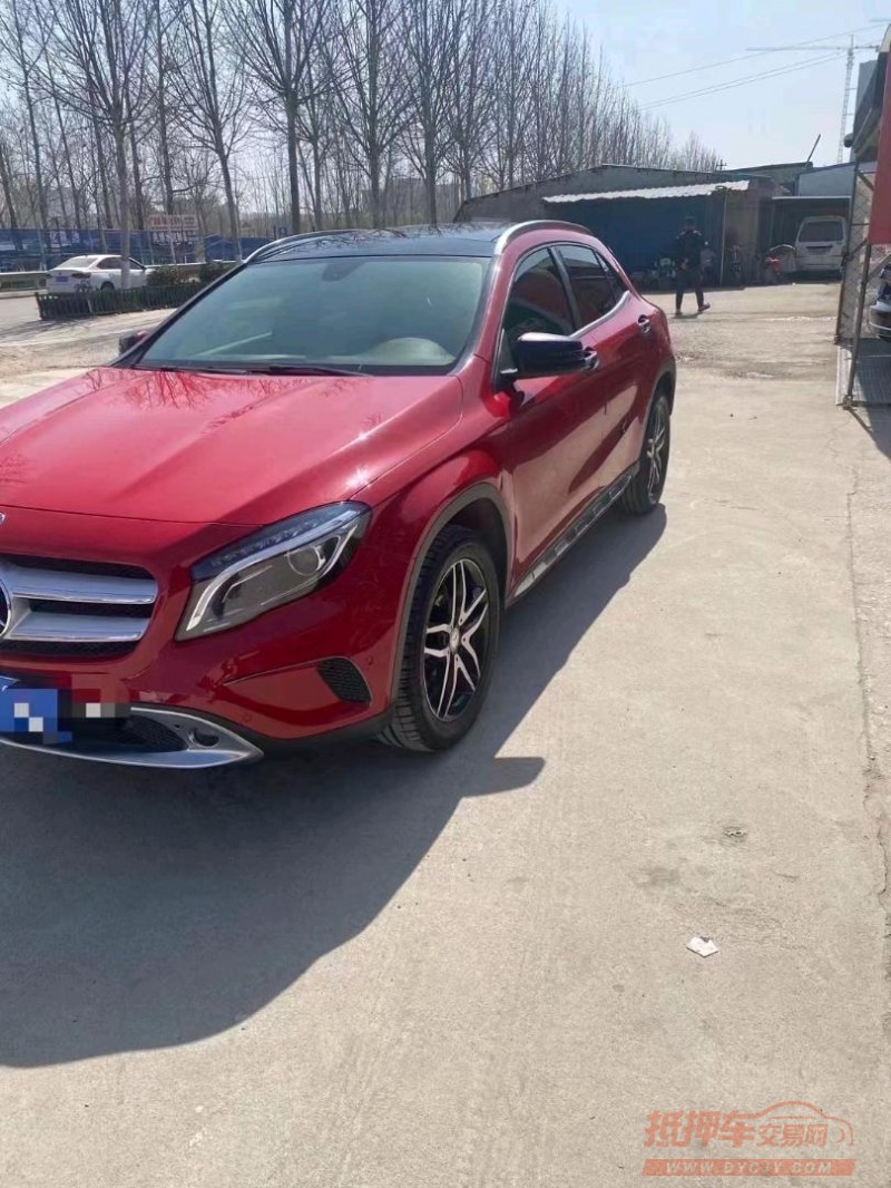 邯郸15年奔驰GLA3