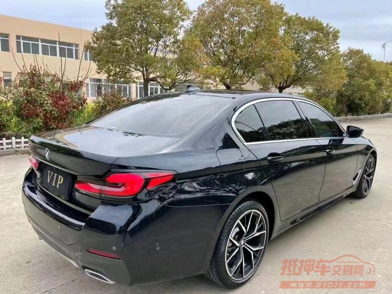 盐城22年宝马5系9