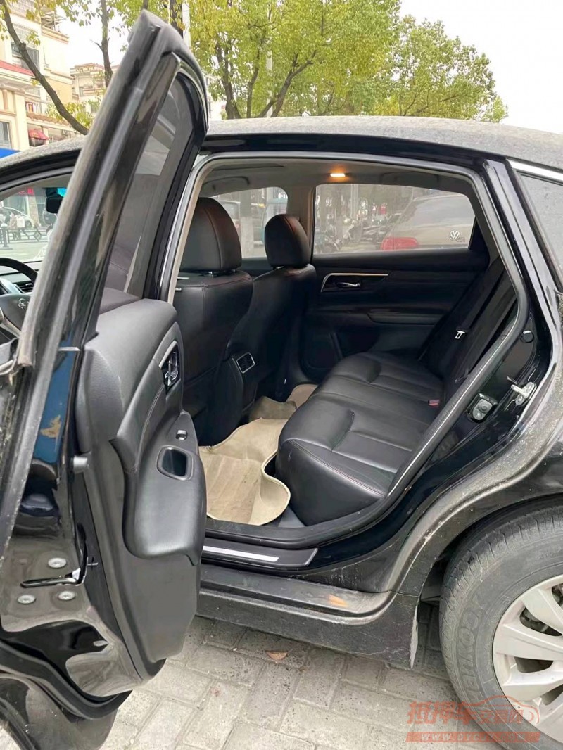 淮南18年日产天籁4