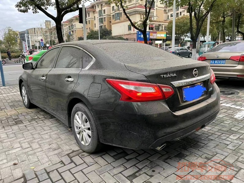 淮南18年日产天籁6