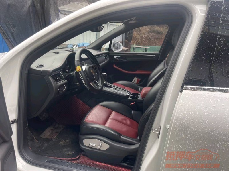 广州18年保时捷Macan6