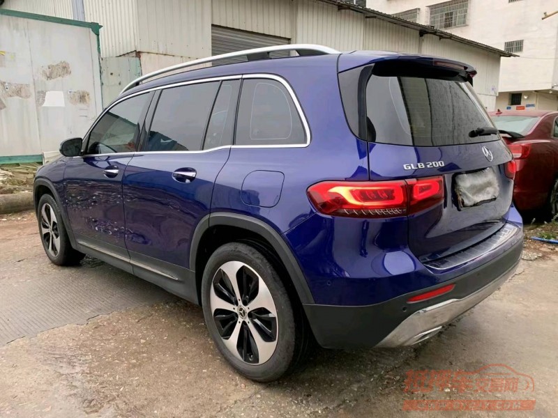 广州21年奔驰GLB8