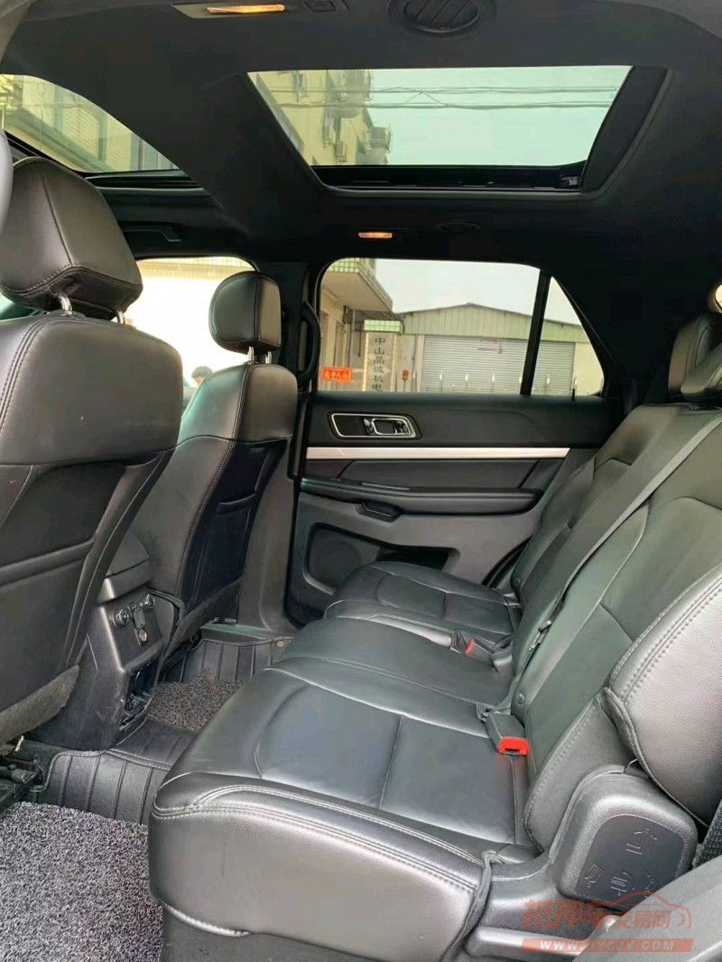 中山17年福特探险者6