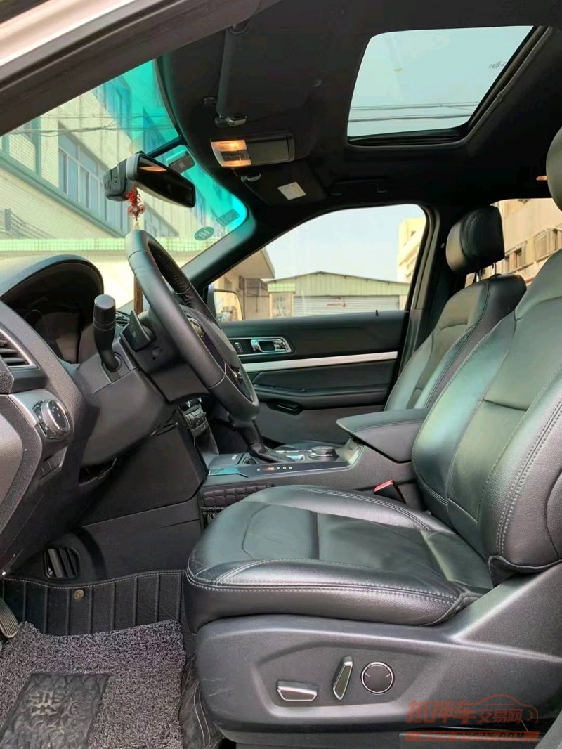 中山17年福特探险者8