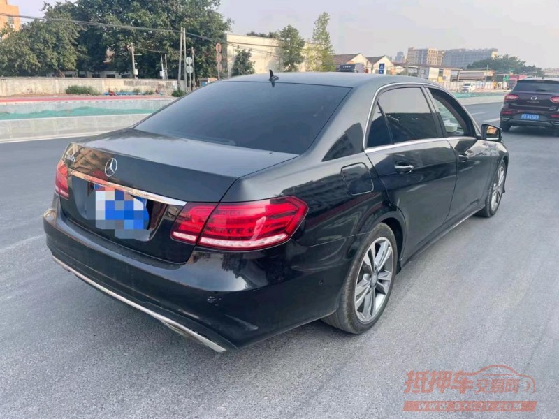 广州14年奔驰E8