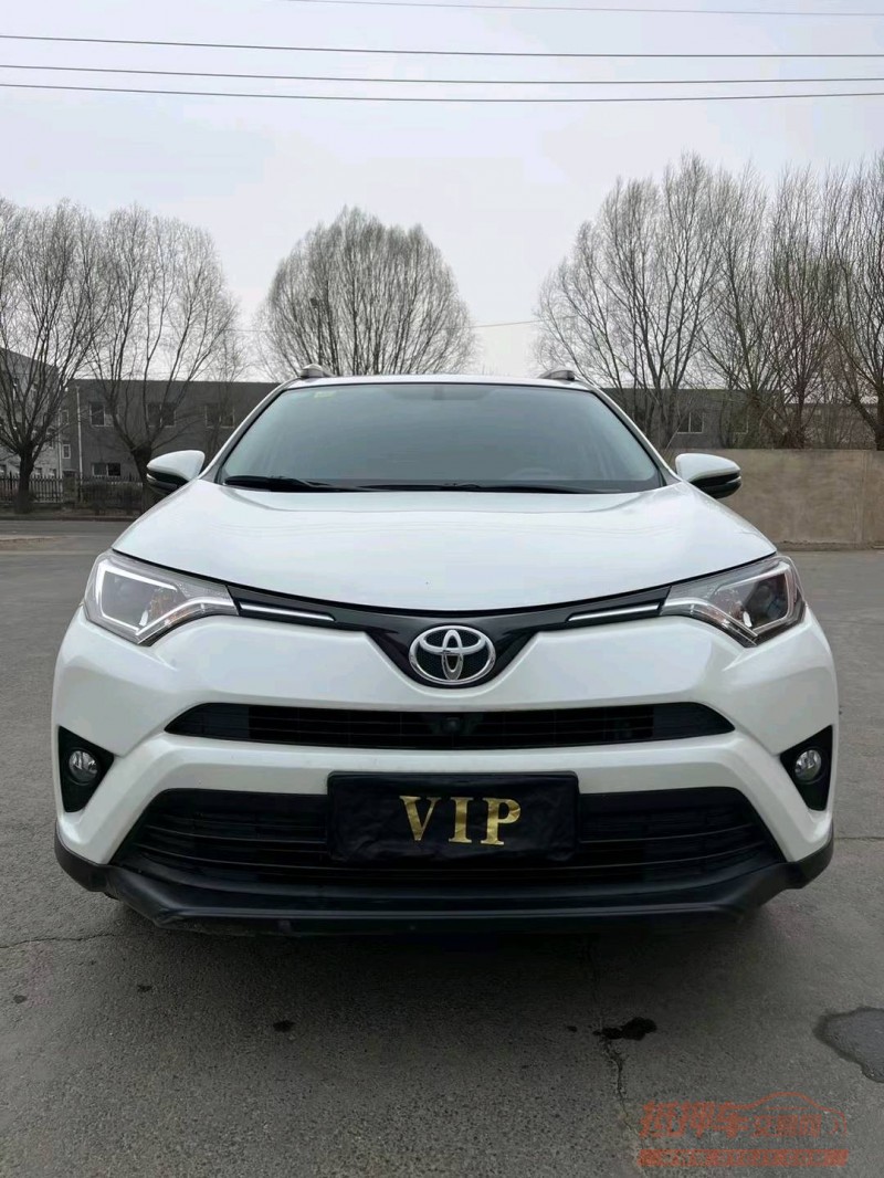 沈阳17年丰田RAV41