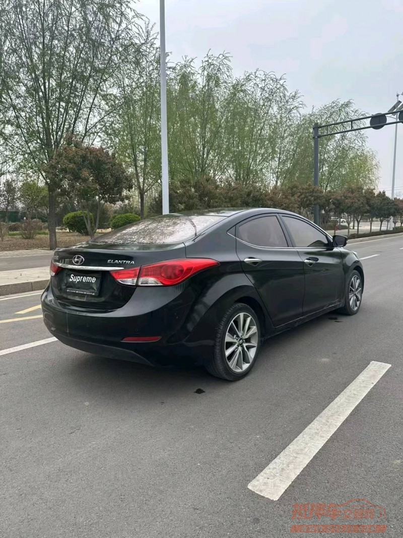 济南15年现代朗动8