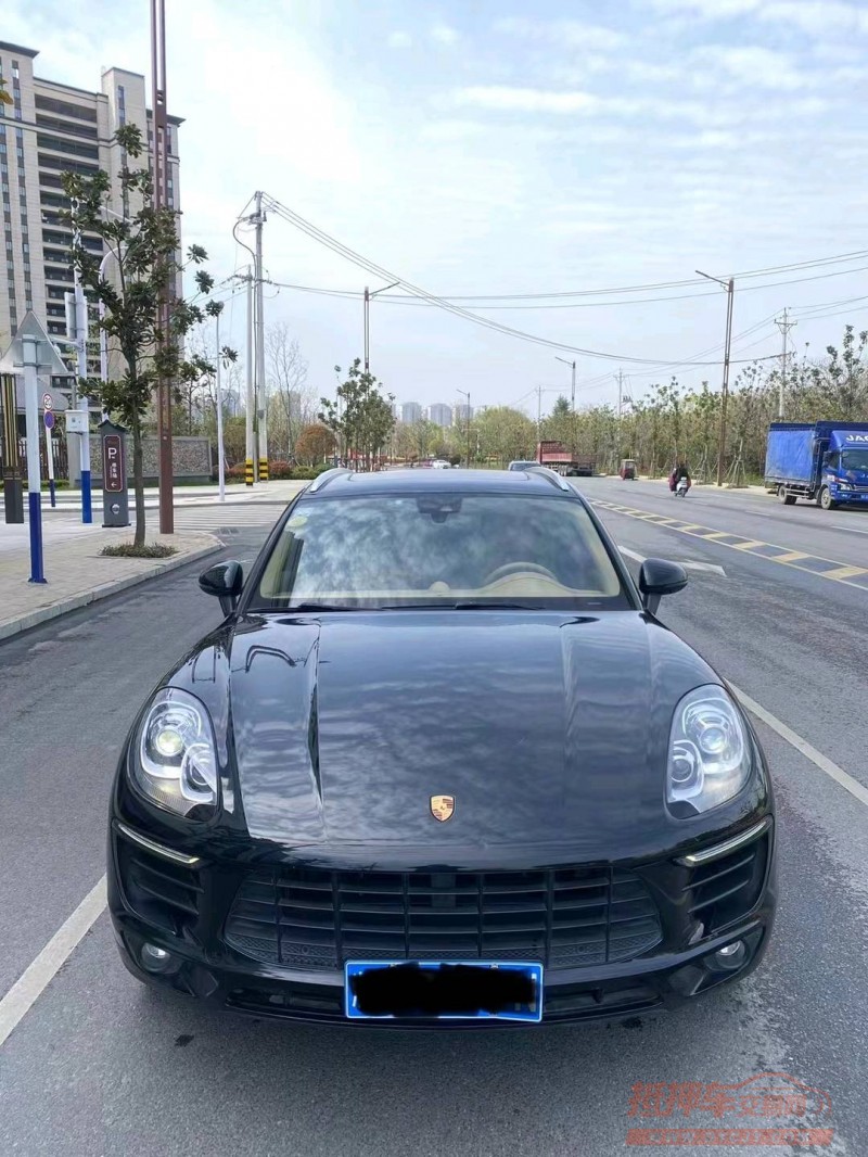 枣庄16年保时捷Macan1