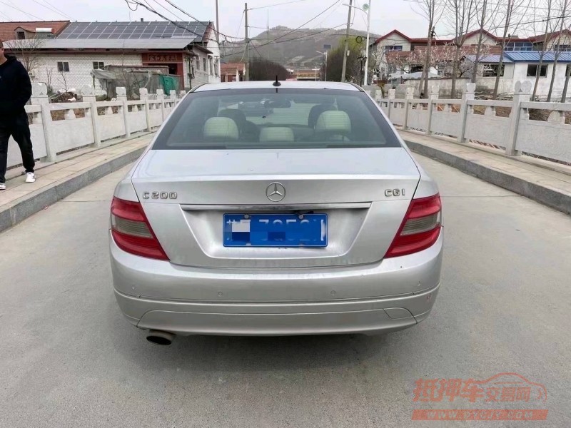 青岛11年奔驰C8
