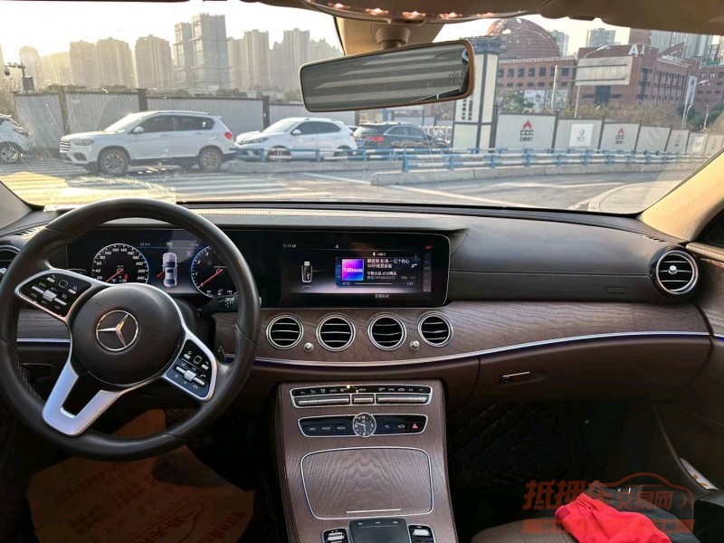 重庆20年奔驰E3