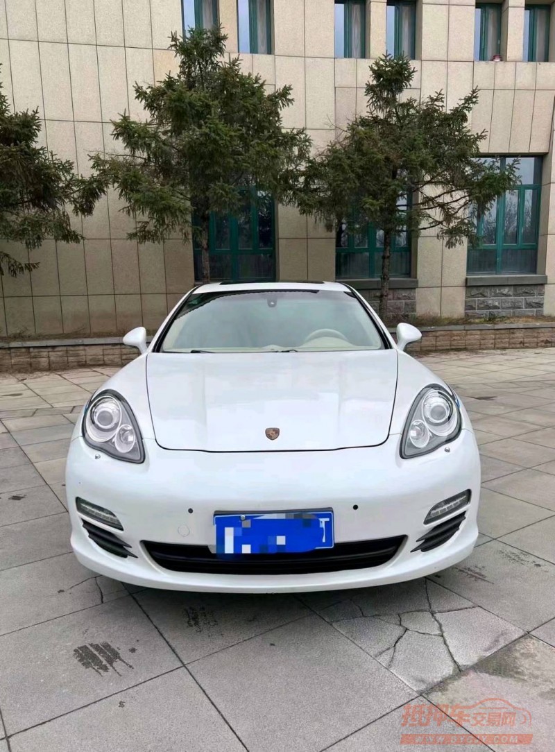 枣庄12年保时捷帕拉梅拉1