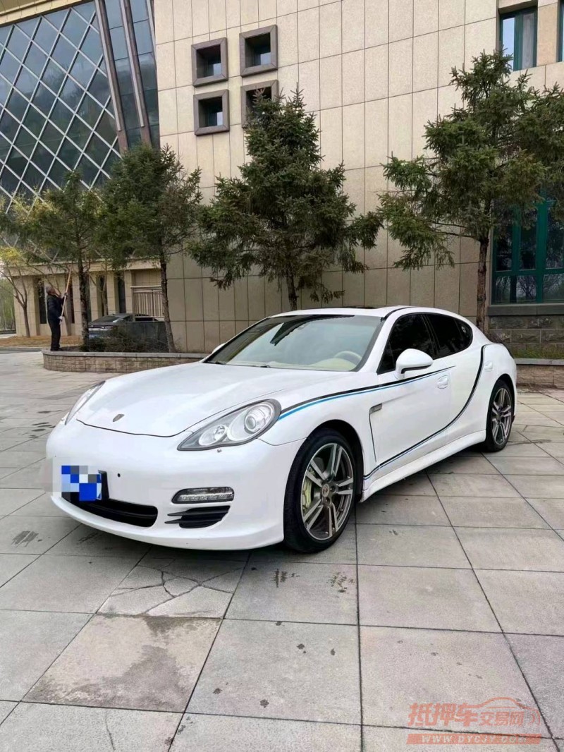 枣庄12年保时捷帕拉梅拉3