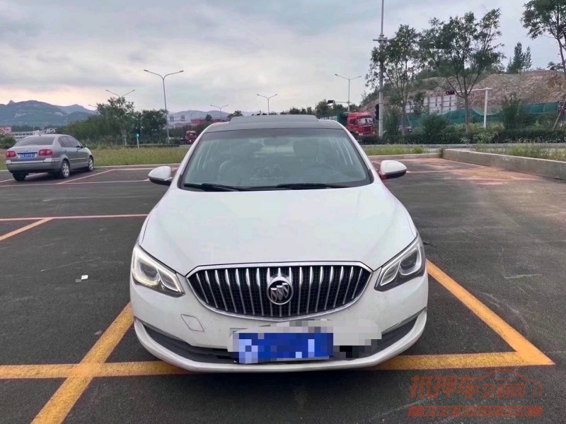 济南16年别克英朗1