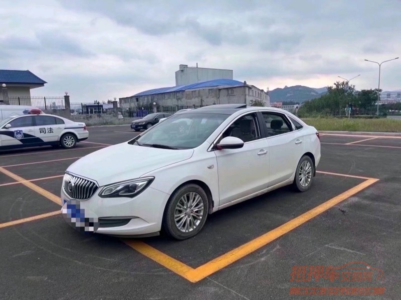 济南16年别克英朗2