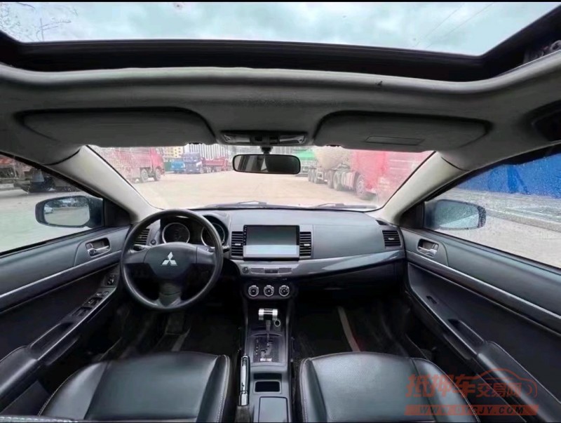 济南13年三菱翼神2