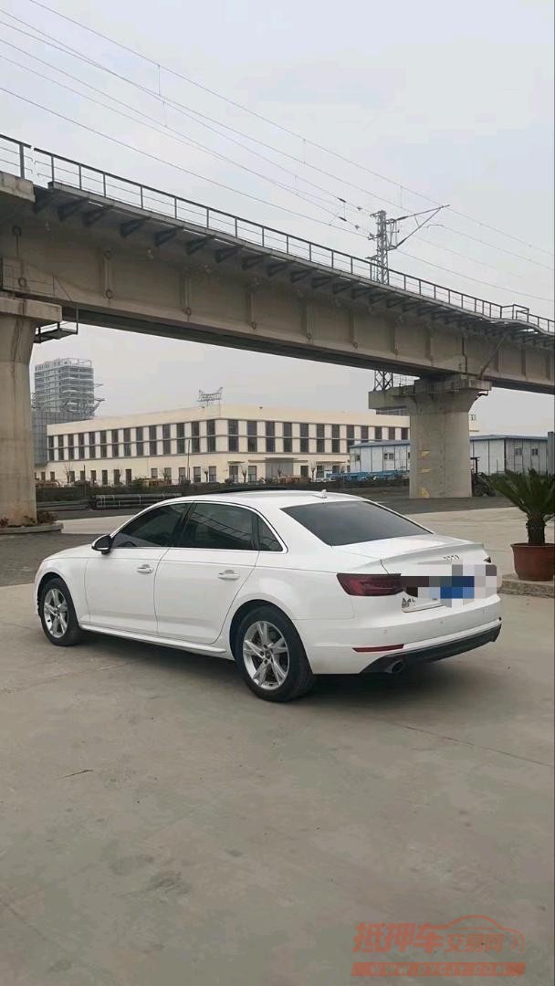 济南18年奥迪A4L5