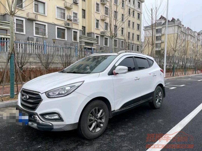 济南17年现代ix352