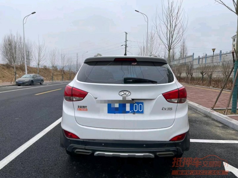 济南17年现代ix354