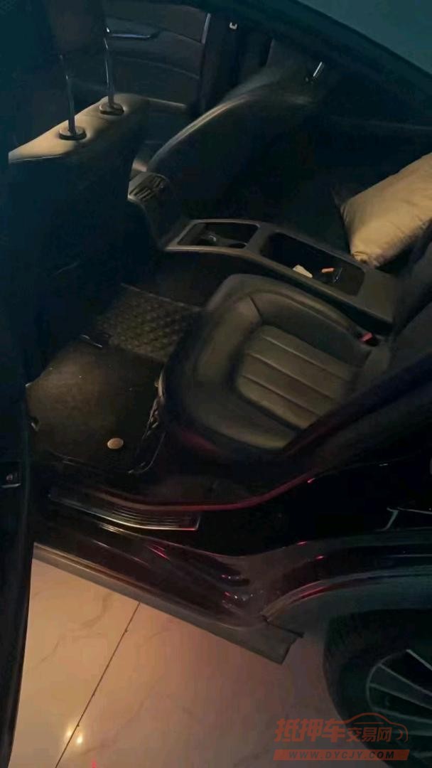 淮南13年奔驰CLS3