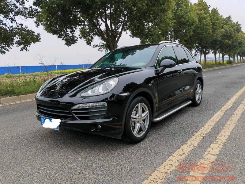 蚌埠10年保时捷卡宴3