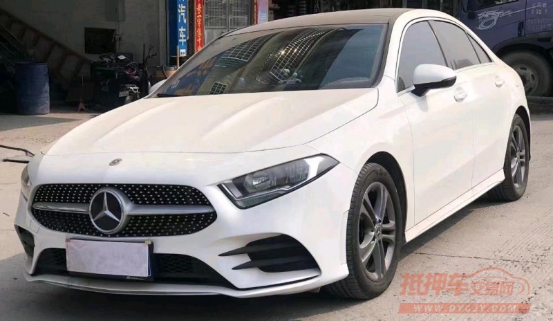 珠海22年奔驰A8
