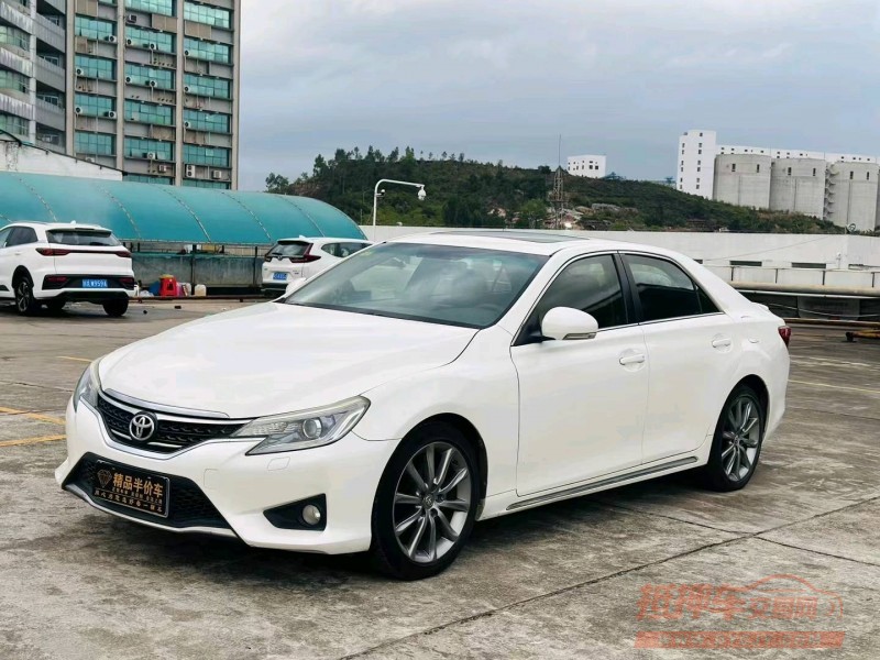 东莞15年丰田锐志3