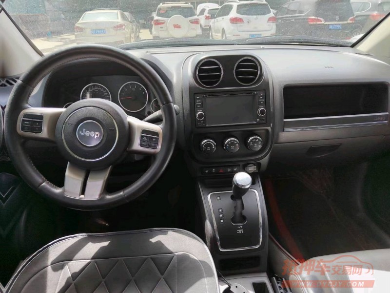 石家庄12年Jeep指南者6