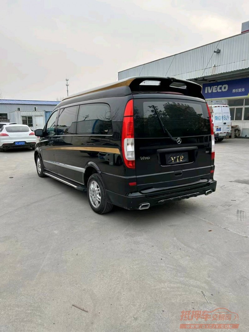 宿迁15年奔驰威霆4