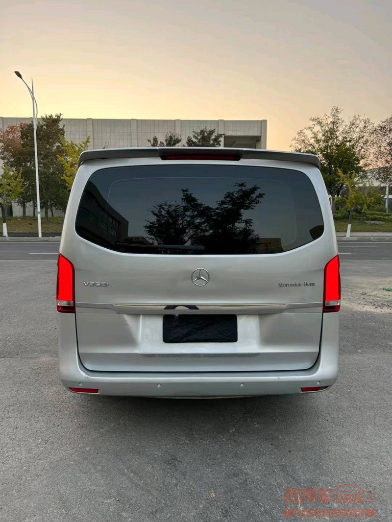 宿迁17年奔驰威霆9