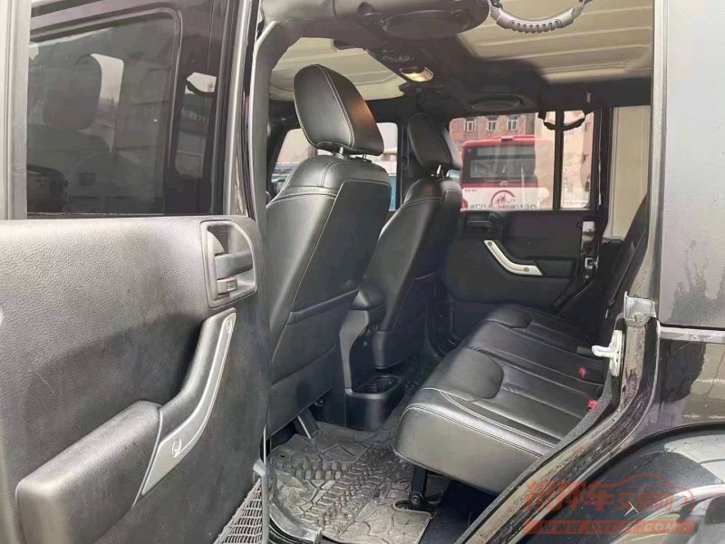 珠海17年Jeep牧马人4