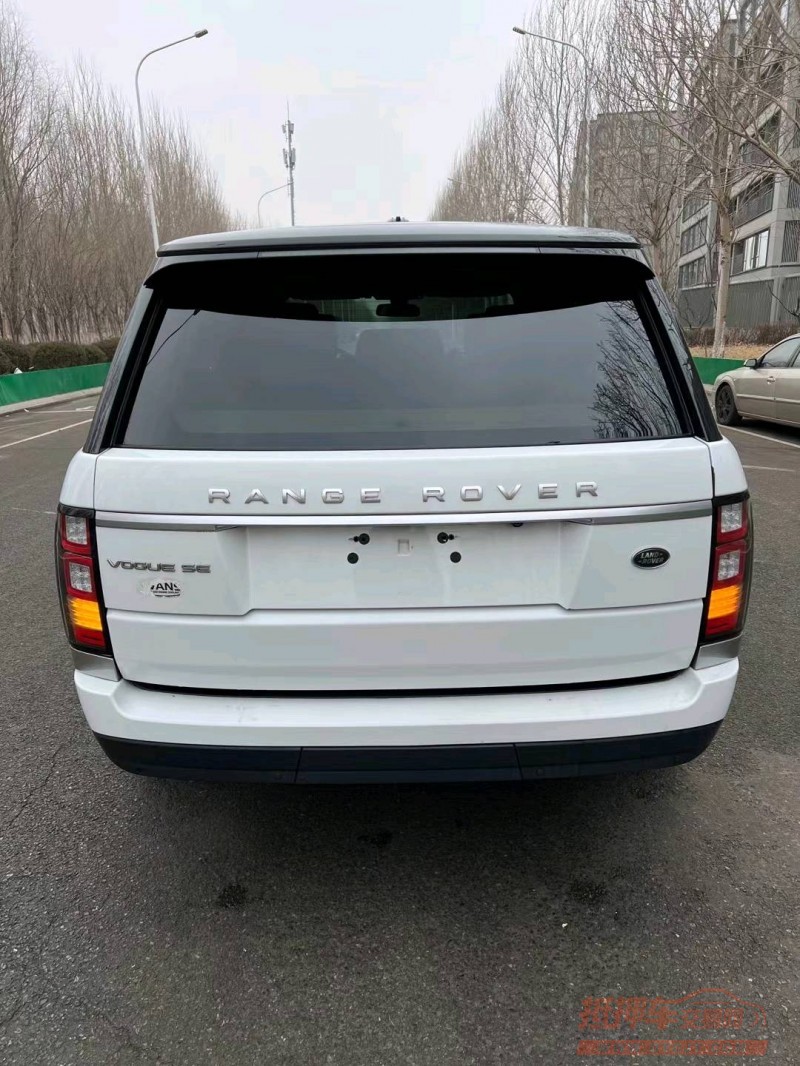 沈阳15年路虎揽胜行政9