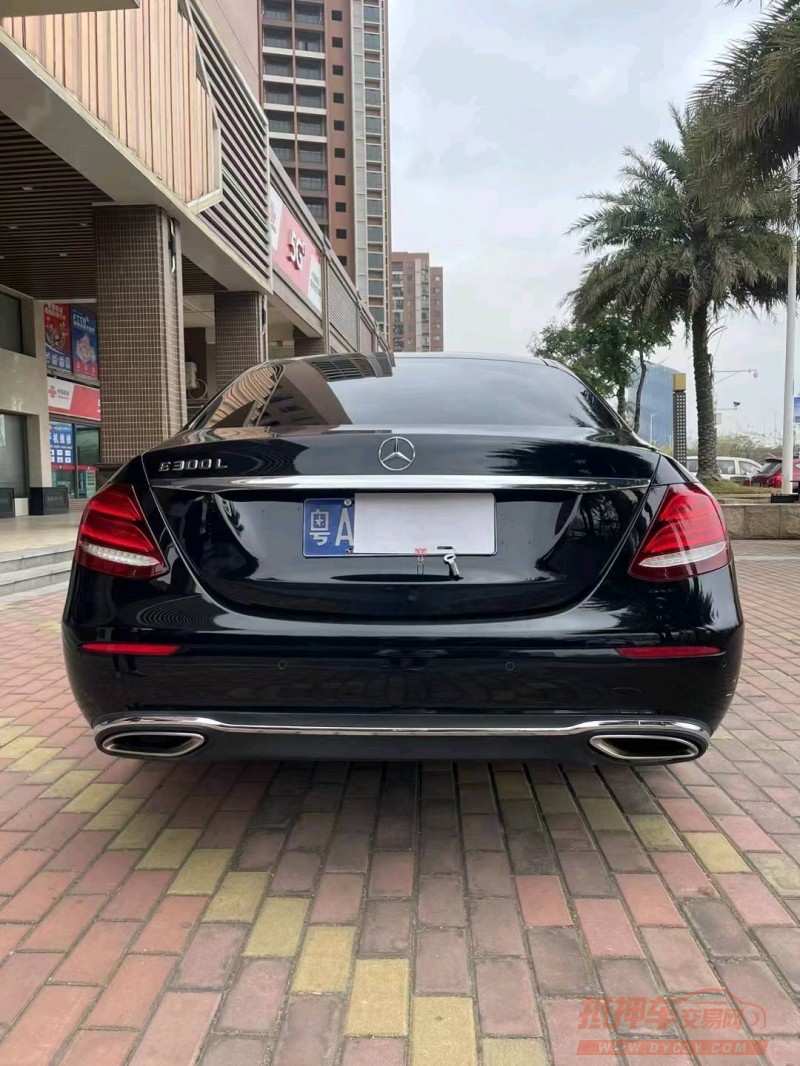 广州19年奔驰E9