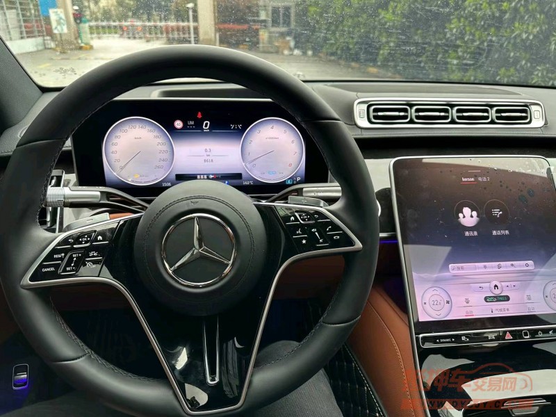 广州23年奔驰S8