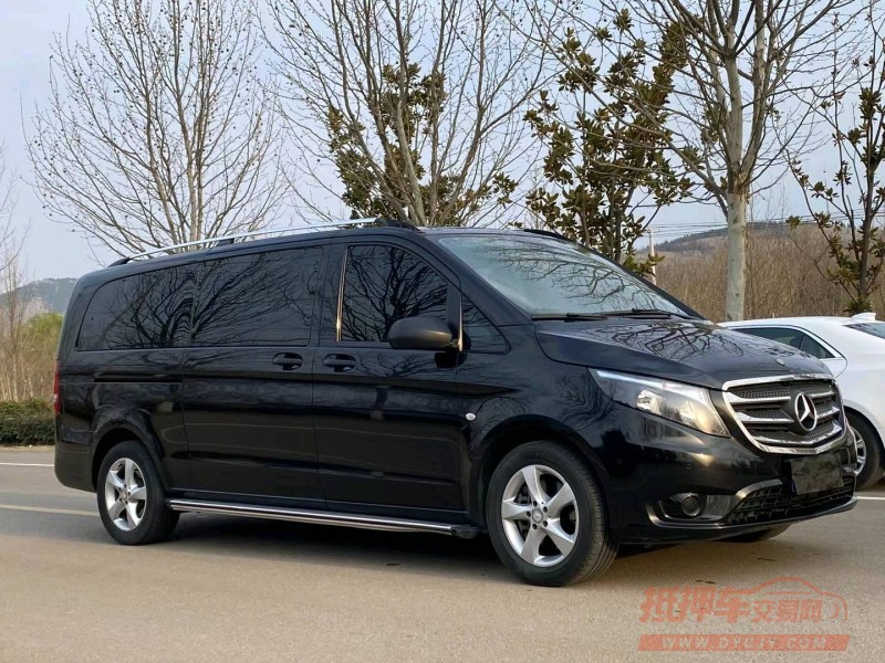 徐州17年奔驰威霆4