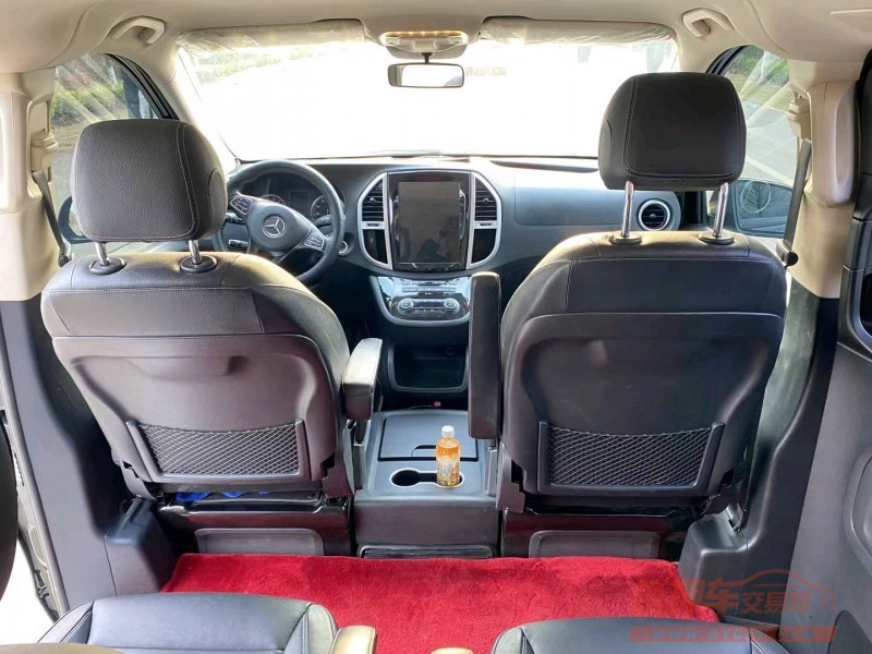 徐州17年奔驰威霆5