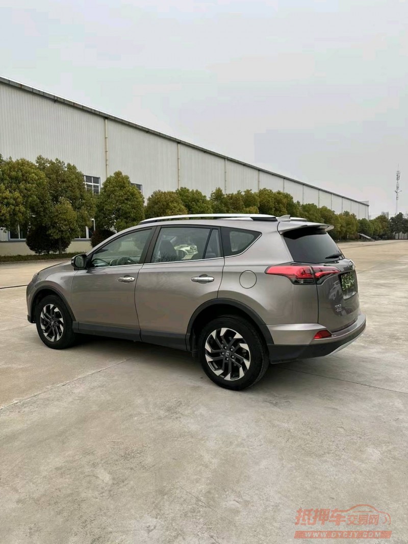 宿迁18年丰田RAV4荣放8