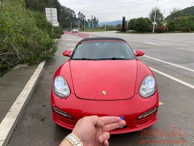 青岛12年保时捷Boxster1