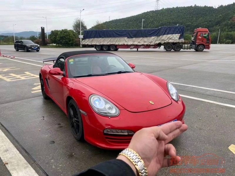 青岛12年保时捷Boxster3