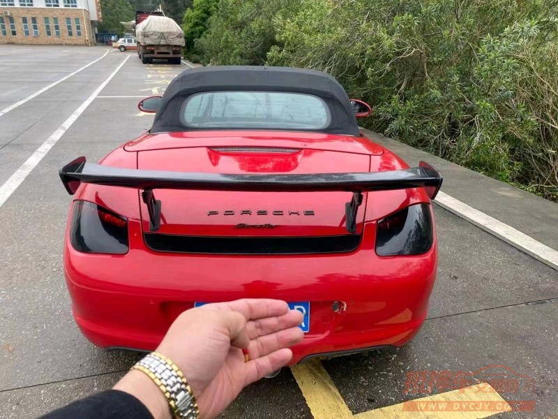 青岛12年保时捷Boxster8