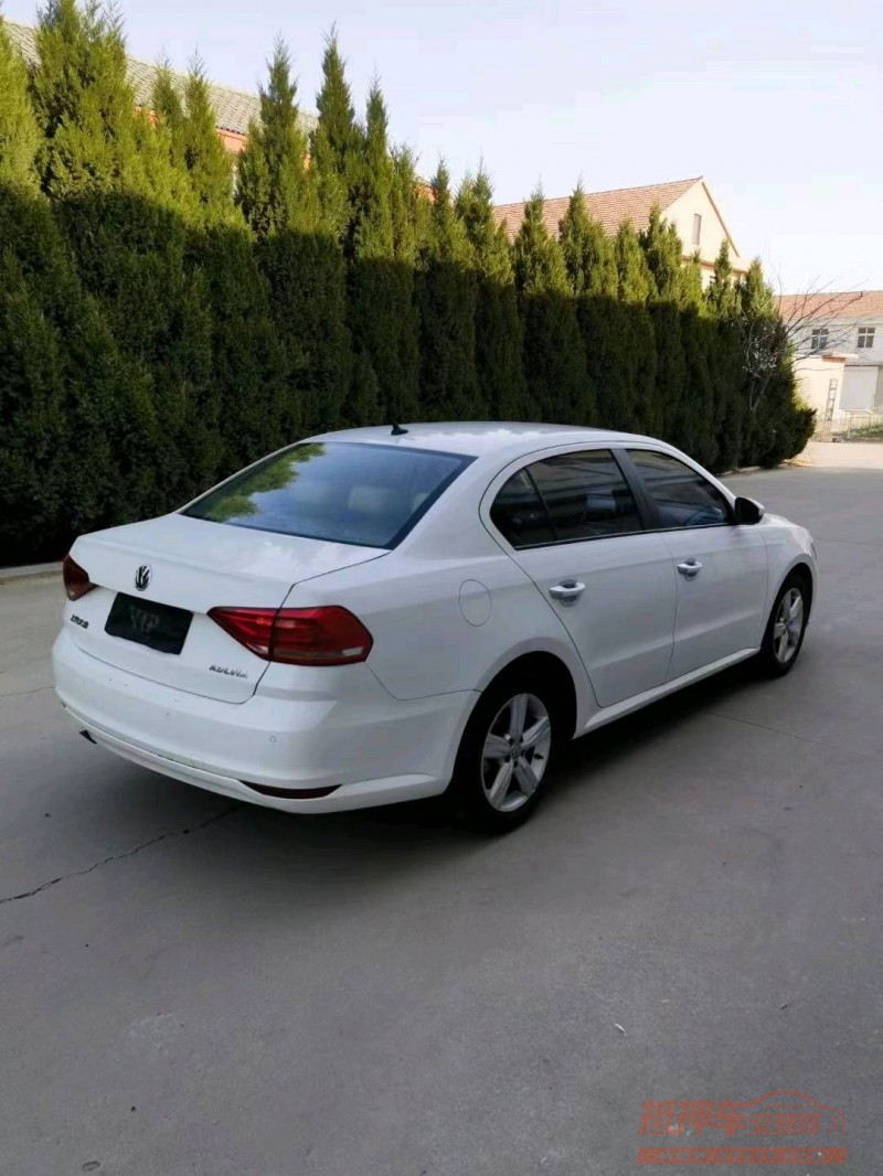 济南19年大众朗逸5