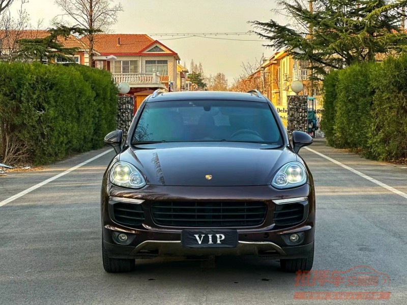 潍坊15年保时捷卡宴1