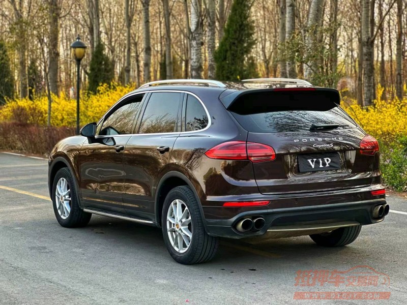 潍坊15年保时捷卡宴7