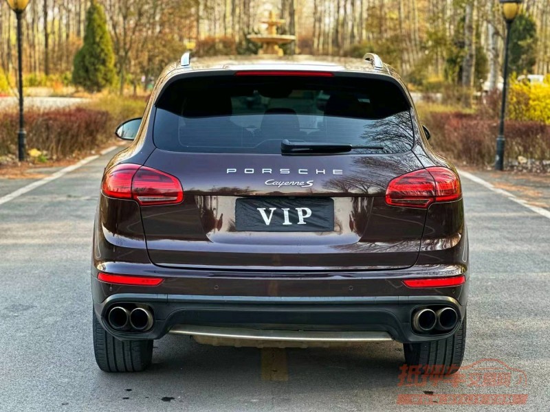 潍坊15年保时捷卡宴8