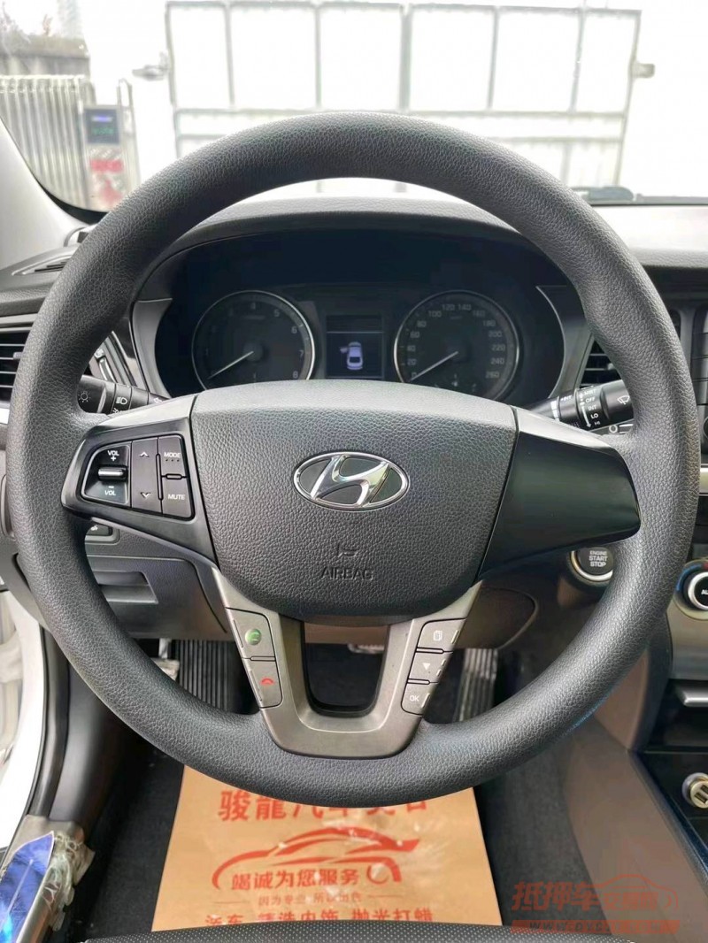 宜昌17年现代名图6