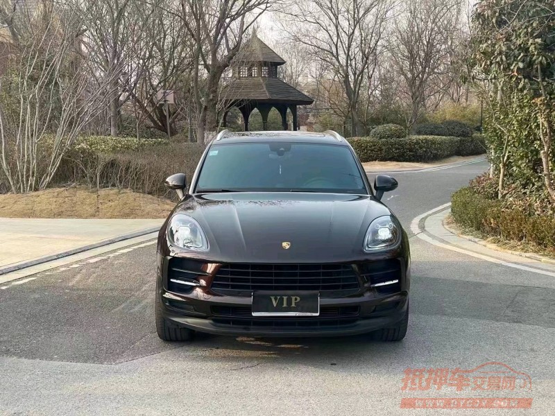枣庄19年保时捷Macan1