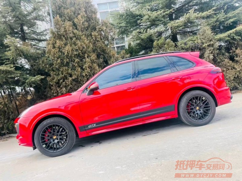 济南17年保时捷卡宴7